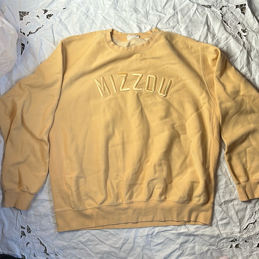 Gold Mizzou Sweatshirt